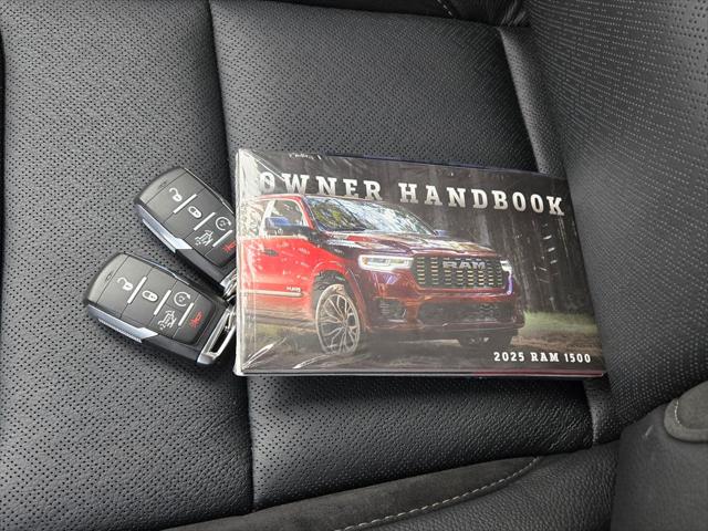 2025 Ram 1500 Laramie Crew Cab 4x4 5'7" Box