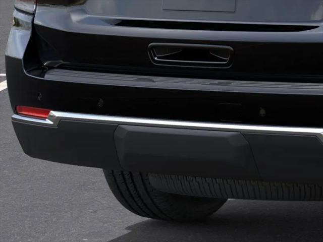 2026 Chevrolet Suburban LS, 4WD