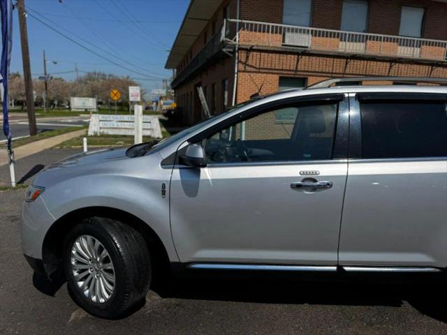 2013 Lincoln MKX Base