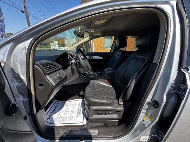 2013 Lincoln MKX Base