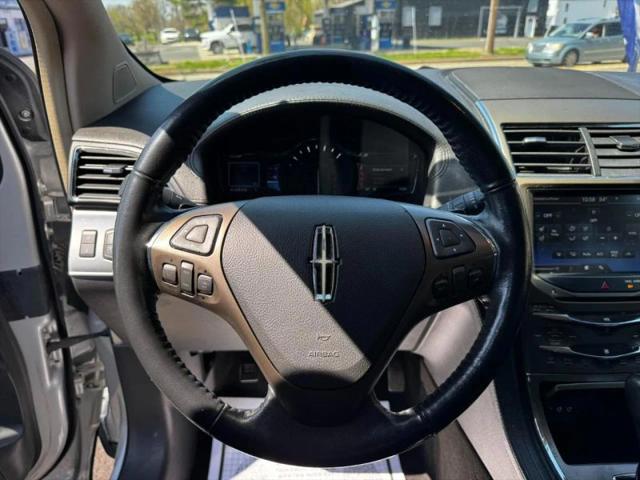 2013 Lincoln MKX Base
