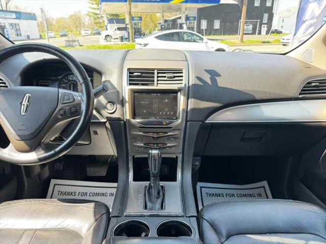 2013 Lincoln MKX Base
