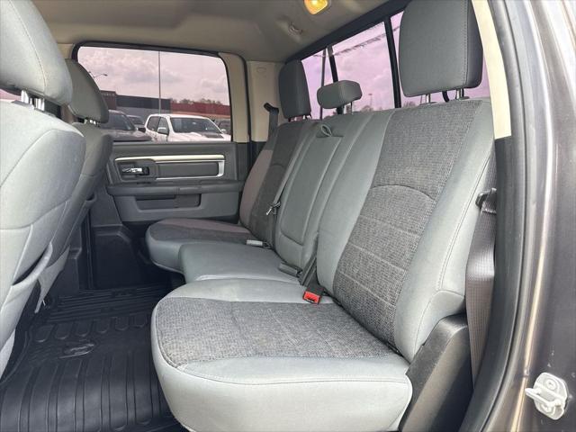2018 Ram 1500 Big Horn Crew Cab 4x4 57 Box