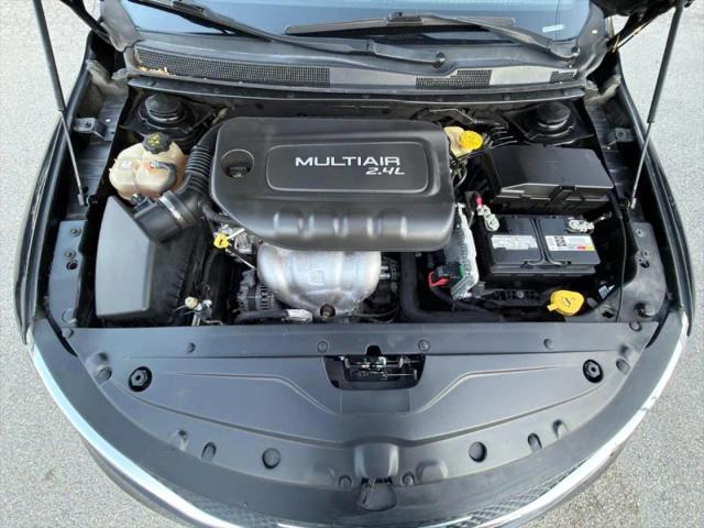 2016 Chrysler 200 S