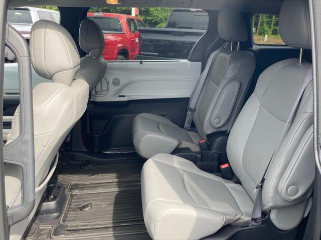 2025 Toyota Sienna XLE