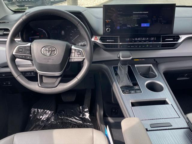 2025 Toyota Sienna XLE