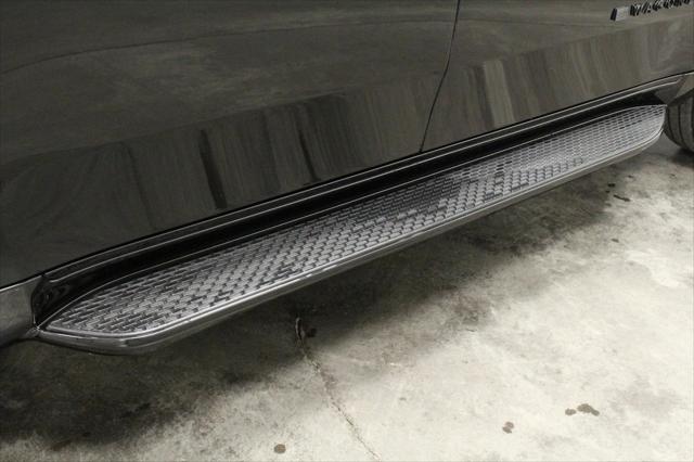2024 Jeep Wagoneer Series II Carbide 4x2