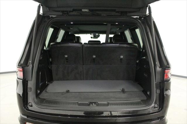 2024 Jeep Wagoneer Series II Carbide 4x2