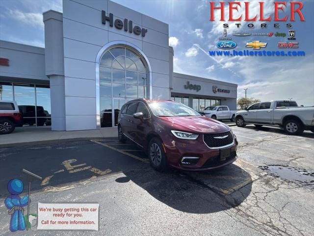 2021 Chrysler Pacifica Hybrid Limited for sale in Pontiac, IL