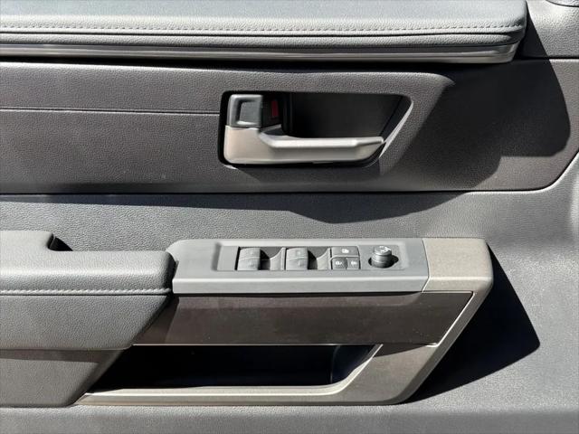 2026 Toyota Tundra SR5 CrewMax 5.5' Bed