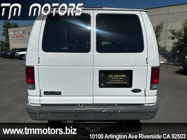 2008 Ford E-350 Super Duty Commercial