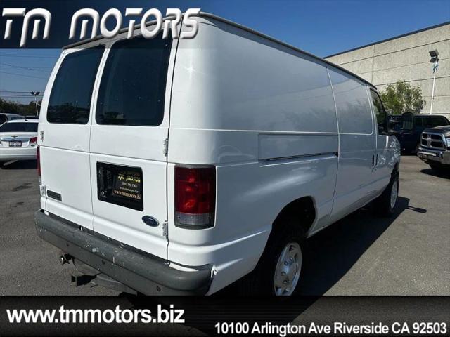2008 Ford E-350 Super Duty Commercial