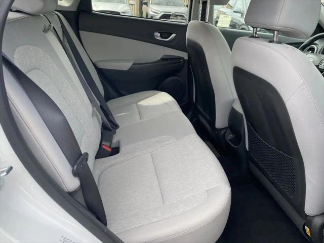 2023 Hyundai Kona EV SE
