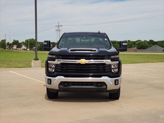 2025 Chevrolet Silverado 2500HD 4WD Crew Cab Standard Bed LT