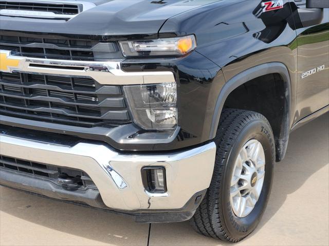 2025 Chevrolet Silverado 2500HD 4WD Crew Cab Standard Bed LT