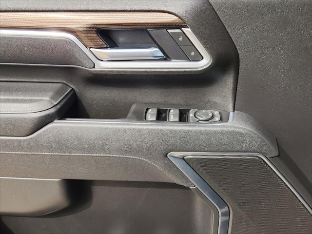 2025 Chevrolet Silverado 2500HD 4WD Crew Cab Standard Bed LT