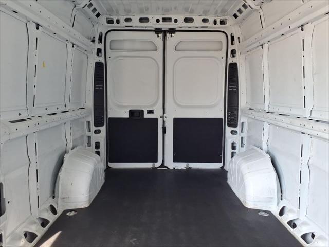 2025 Ram ProMaster 2500 Cargo Van Tradesman High Roof 159" WB w/Pass Seat