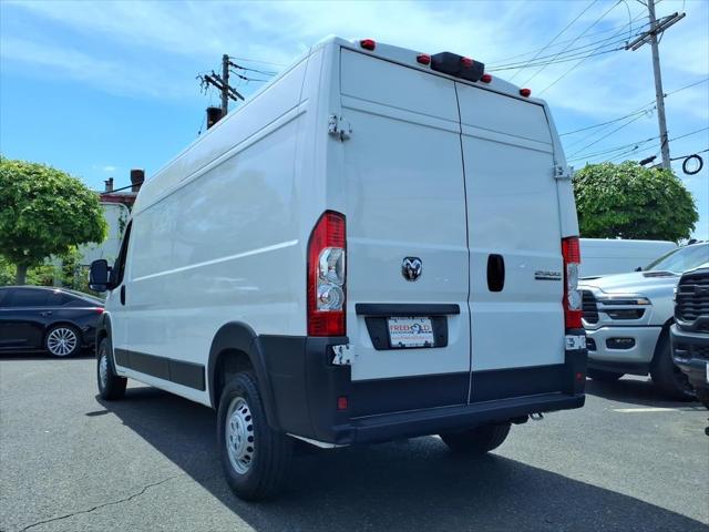 2025 Ram ProMaster 2500 Cargo Van Tradesman High Roof 159" WB w/Pass Seat