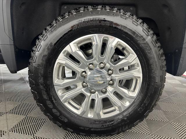 2020 GMC Sierra 2500HD 4WD Crew Cab Standard Bed Denali