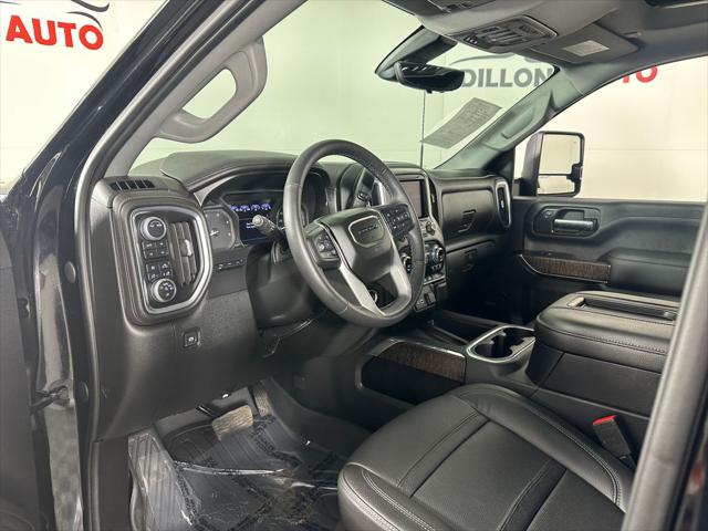 2020 GMC Sierra 2500HD 4WD Crew Cab Standard Bed Denali