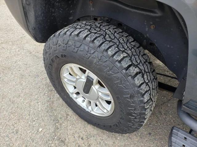 2006 HUMMER H3 Base