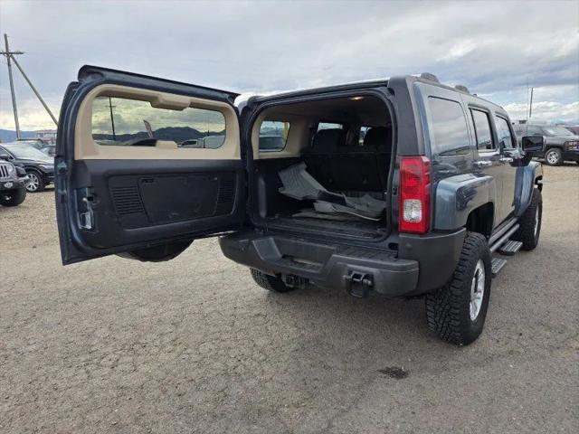 2006 HUMMER H3 Base