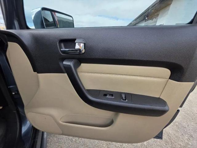 2006 HUMMER H3 Base