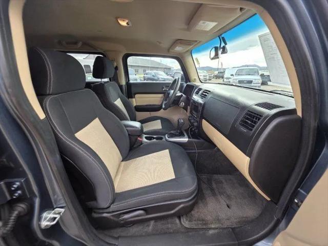 2006 HUMMER H3 Base