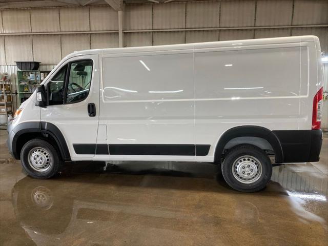 2026 Ram ProMaster Cargo Van Tradesman Low Roof 136 WB w/Pass Seat