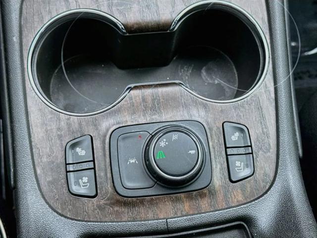 2023 GMC Acadia FWD Denali