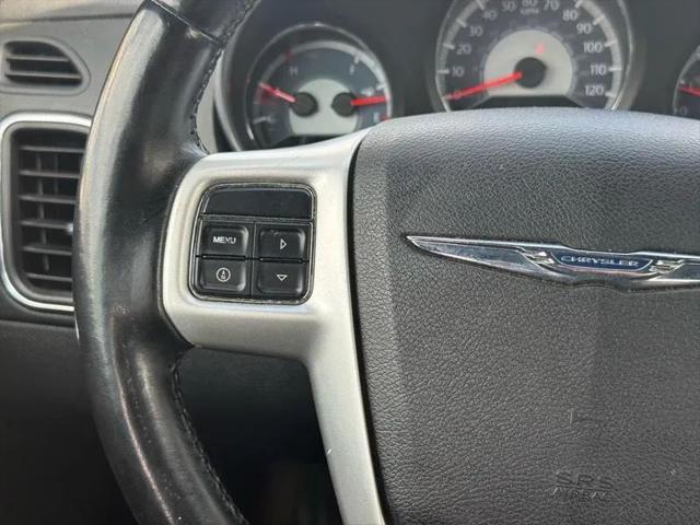 2011 Chrysler 200 Touring