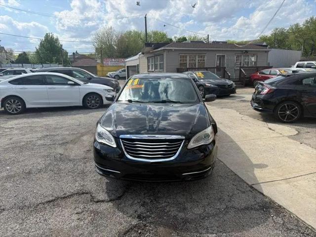 2011 Chrysler 200 Touring