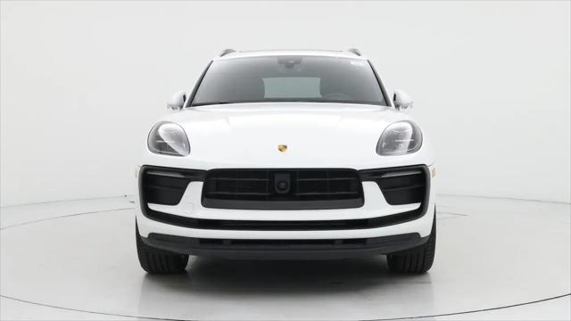 2023 Porsche Macan Macan