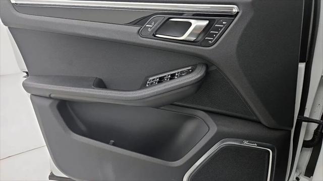 2023 Porsche Macan Macan