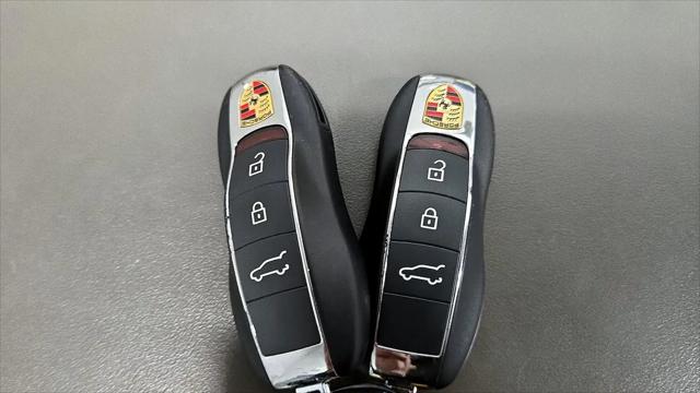 2023 Porsche Macan Macan