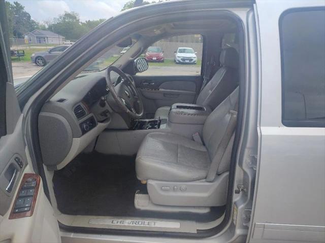 2011 Chevrolet Suburban LTZ