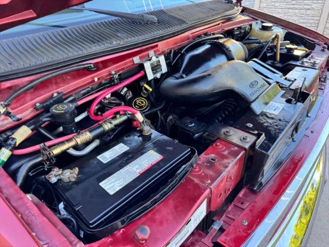 1999 Ford E-250 Base