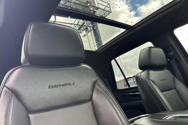 2023 GMC Yukon 4WD Denali