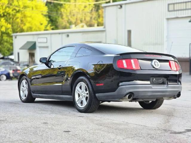 2012 Ford Mustang V6
