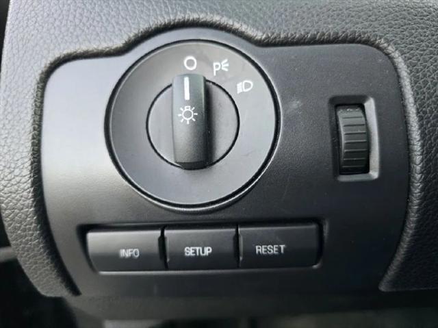 2012 Ford Mustang V6