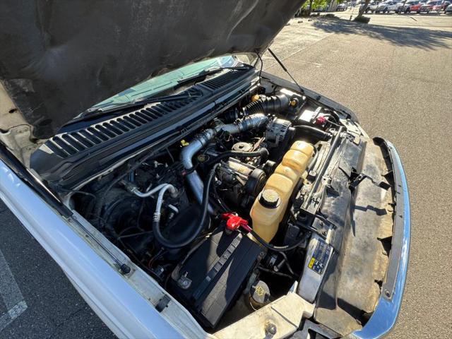 2002 Ford F-350 Base