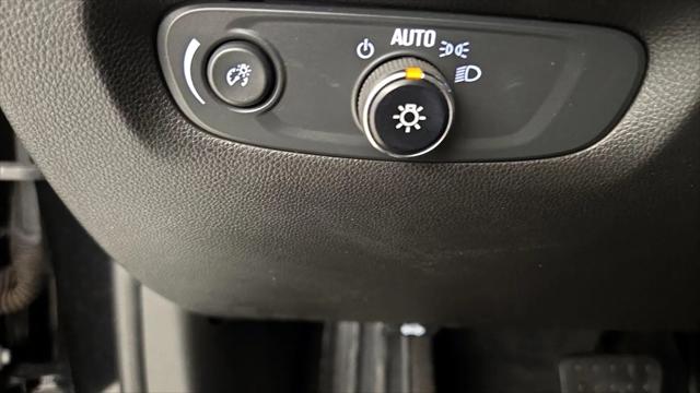 2021 Chevrolet Traverse FWD LS