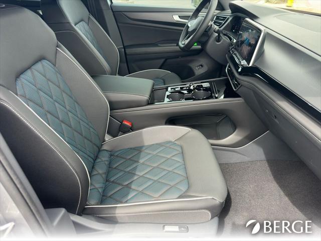 2026 Volkswagen Atlas Cross Sport SEL Premium R-Line