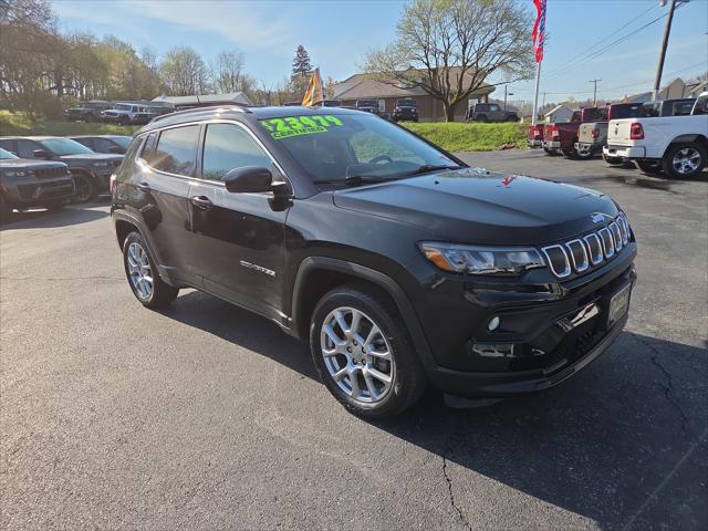 2022 Jeep Compass Latitude Lux 4x4 2022 Jeep Compass Latitude Lux 4x4