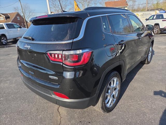 2022 Jeep Compass Latitude Lux 4x4 2022 Jeep Compass Latitude Lux 4x4