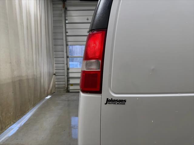 2020 Chevrolet Express Cargo Van RWD 3500 Extended Wheelbase WT