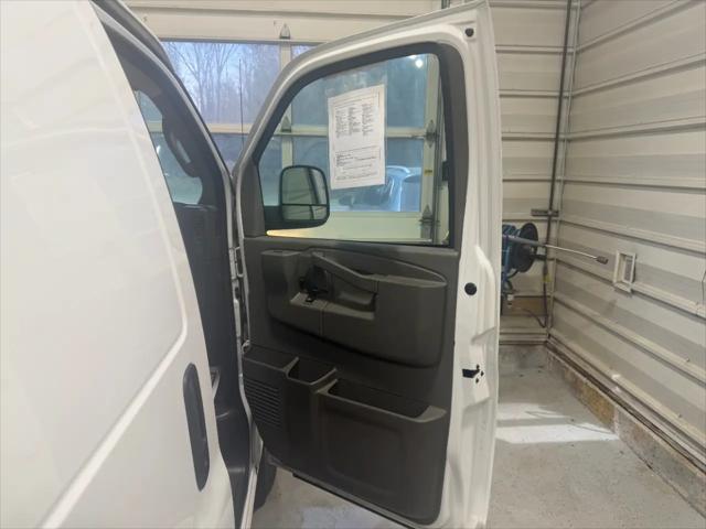 2020 Chevrolet Express Cargo Van RWD 3500 Extended Wheelbase WT