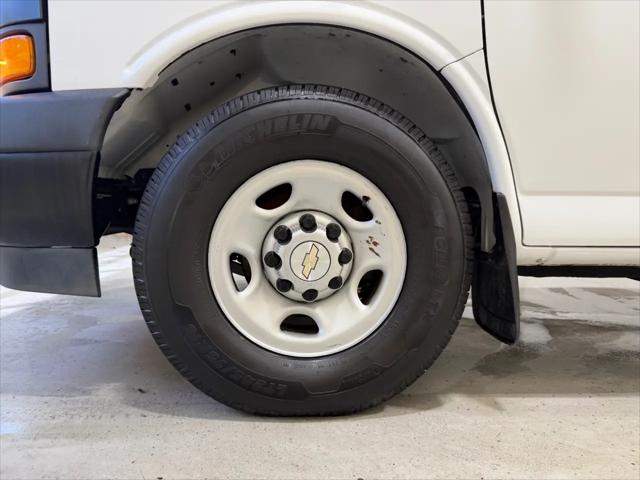 2020 Chevrolet Express Cargo Van RWD 3500 Extended Wheelbase WT