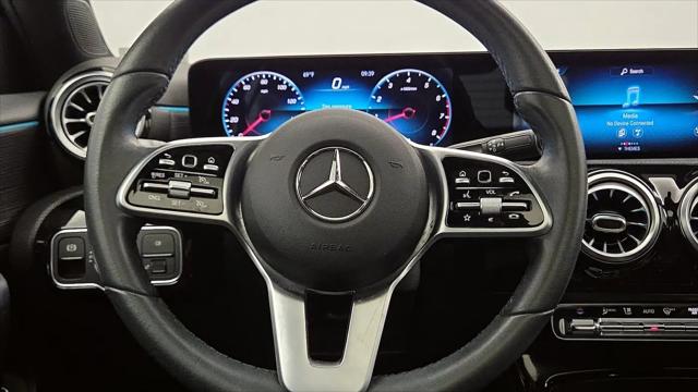 2021 Mercedes-Benz A 220 A 220