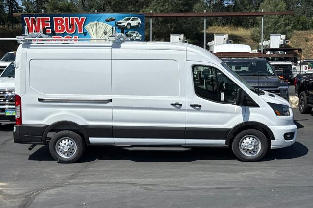 2026 Ford Transit Cargo Van T-250 148 Med Rf 9150 GVWR AWD